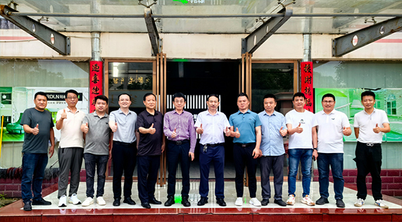 【綠色領航&middot;智慧交融】華洲木業(yè)董事長率團深訪鐘氏木業(yè)，共譜江西綠色發(fā)展新篇章