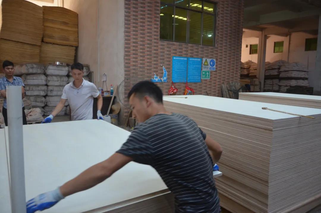 明星產(chǎn)品 | 華洲實木多層板誕生記！(圖19)