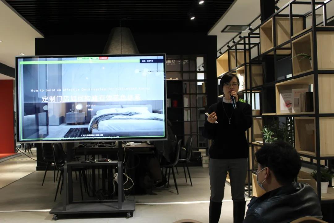 恭喜！華洲木業(yè)（陜西）運(yùn)營中心首航儀式暨供應(yīng)鏈賦能模式發(fā)布會圓滿舉辦！(圖6)